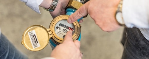 Tìm hiểu nguyên nhân đồng hồ nước bị quay ngược Tìm hiểu nguyên nhân đồng hồ nước bị quay ngược